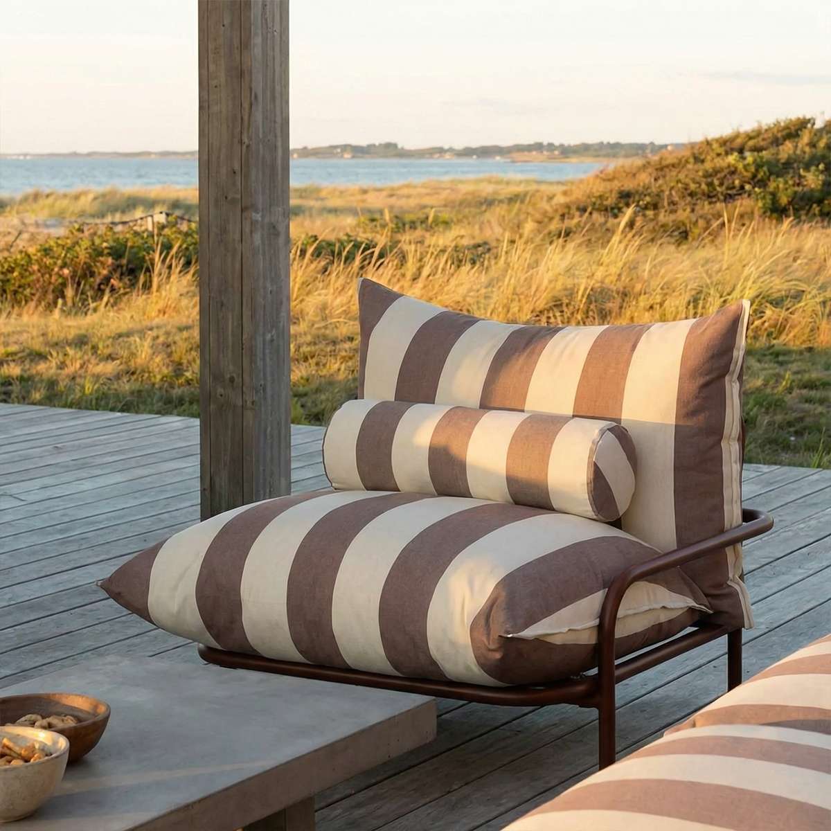 Mollis Lounge Chair