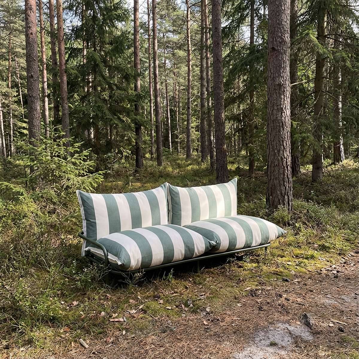 Mollis Lounge Sofa 2 Seater